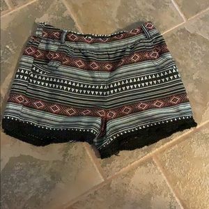 Cute high waisted patterned short shorts